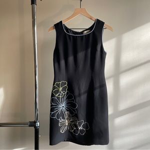 Vintage Black Sleeveless Cocktail Dress with Embroidered Flower Decal, Size S